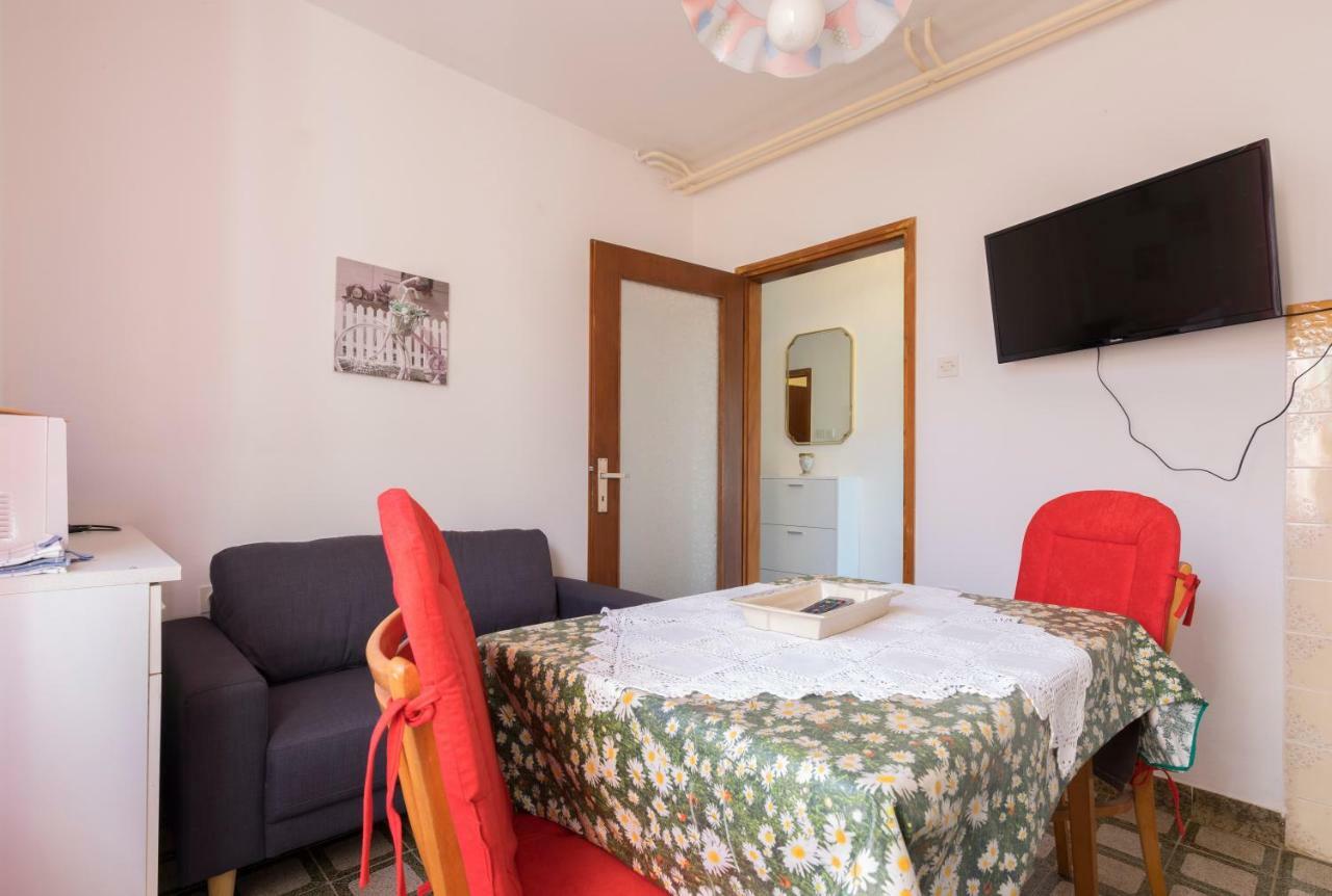 Apartment Villa Olga Porec Exterior photo